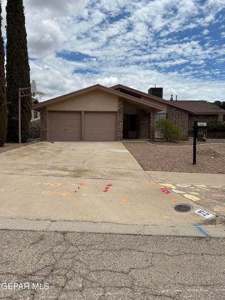 612 Mary Stuart Dr, El Paso, TX 79912