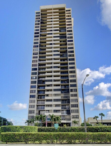 5600 N Flagler Dr Unit 1106, West Palm Beach, FL 33407