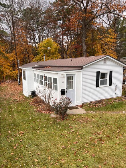 14 S Grove St, Augusta, ME 04330