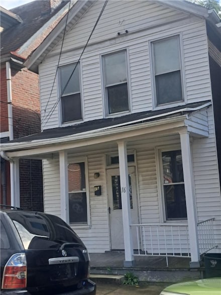 16 Cuyler Ave, Jeannette, PA 15644