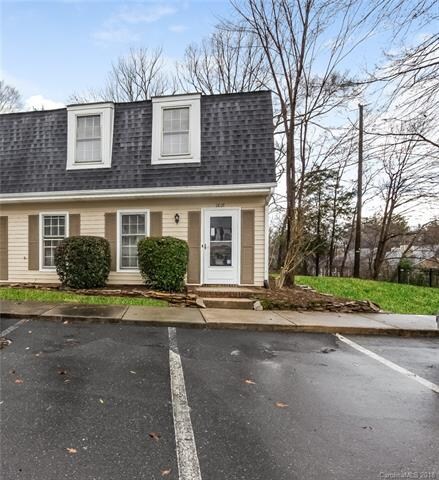 1819 Sabrina Ct, Charlotte, NC 28210