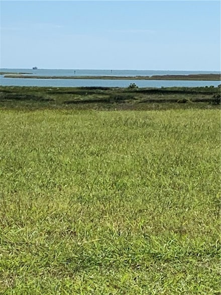 417 W Arbor Vista, Port O'Connor, TX 77982