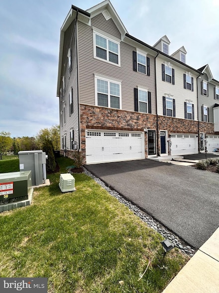 1716 Atlas Dr, Frederick, MD 21702