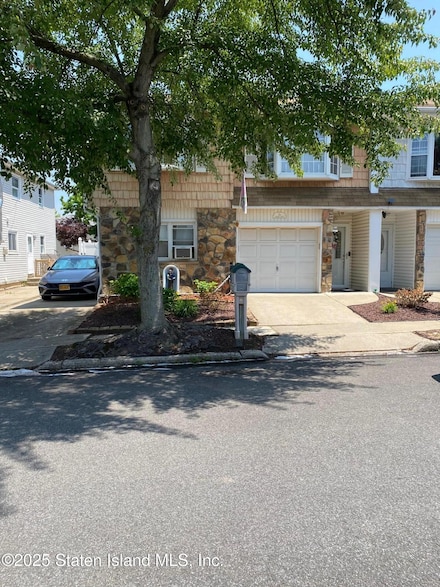 51 Ashton Dr, Staten Island, NY 10312