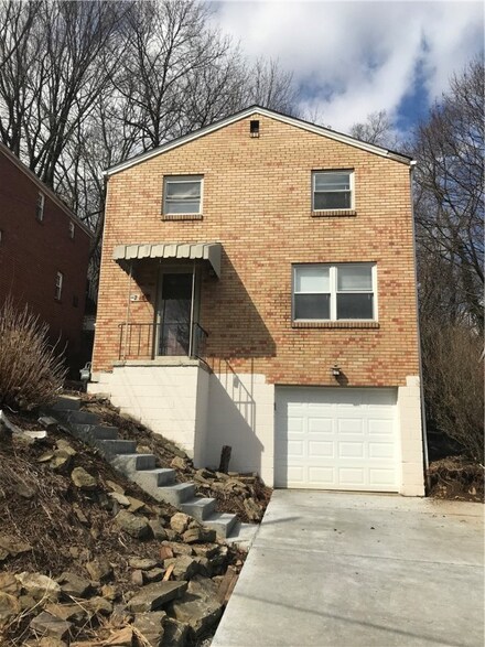 216 Alstead St, Pittsburgh, PA 15234