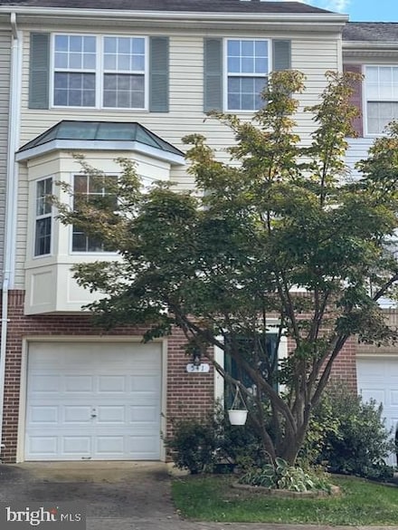 541 Highland Towne Ln, Warrenton, VA 20186