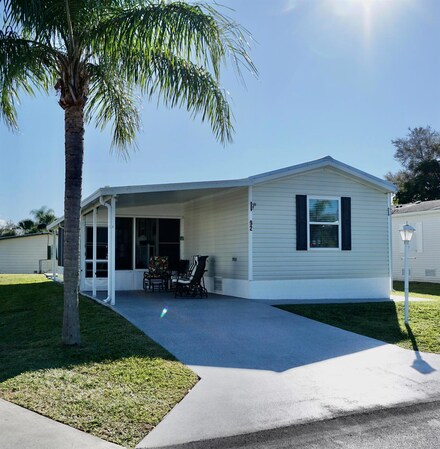 92 Sandhill Blvd, Fort Pierce, FL 34982