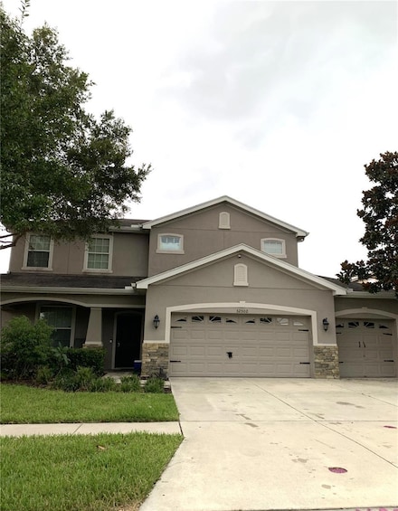 32502 Summerglade Dr, Wesley Chapel, FL 33545