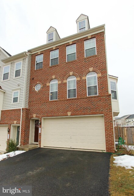 4411 Halleck Trail, Woodbridge, VA 22192