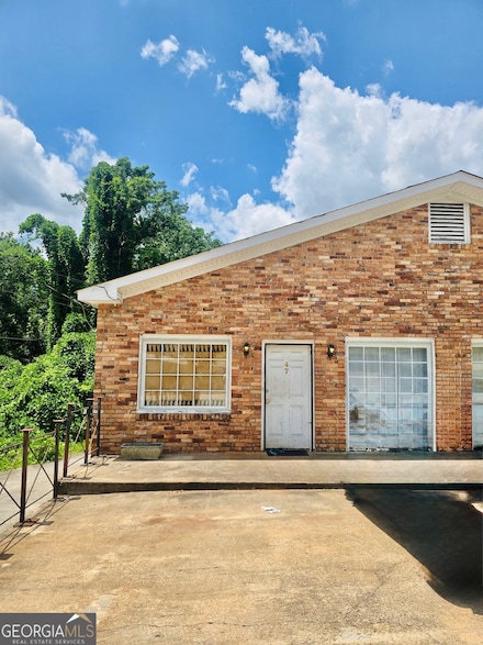 47 W Church St, Elberton, GA 30635