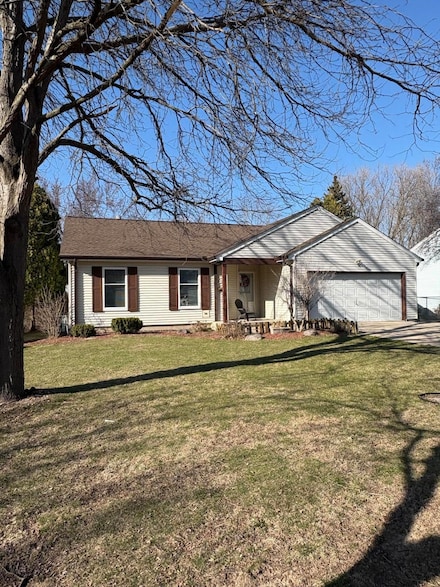 9334 W Clovernook St, Milwaukee, WI 53224