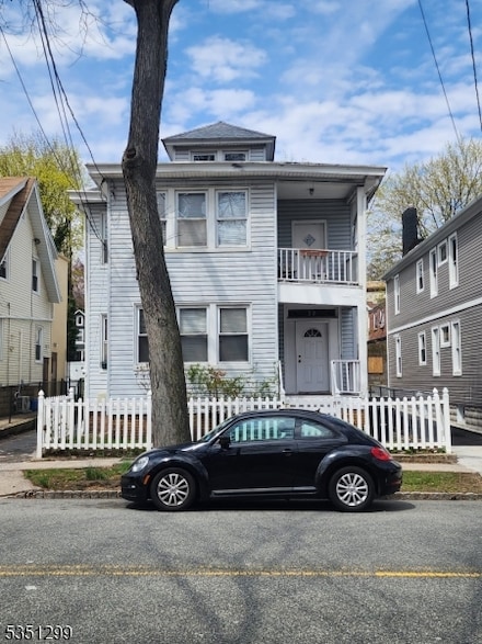 20 Maple Ave, Montclair, NJ 07042