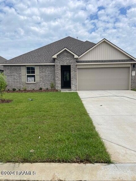 1714 Saddle Back Ridge, New Iberia, LA 70560