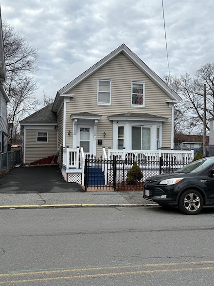 57 Bodwell St, Lawrence, MA 01841