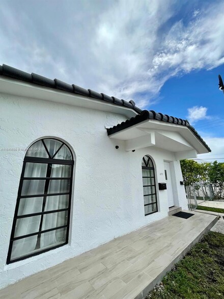 1099 E 1st Ave Unit 1099, Hialeah, FL 33010