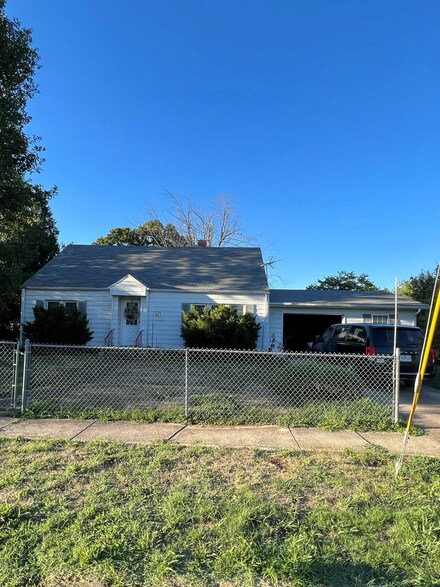 211 W Ruby St, Conway, MO 65632