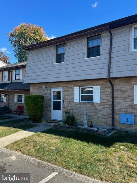 304 La Cascata, Clementon, NJ 08021