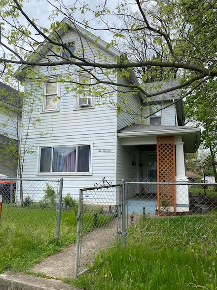 614 Sherman Ave, Springfield, OH 45503