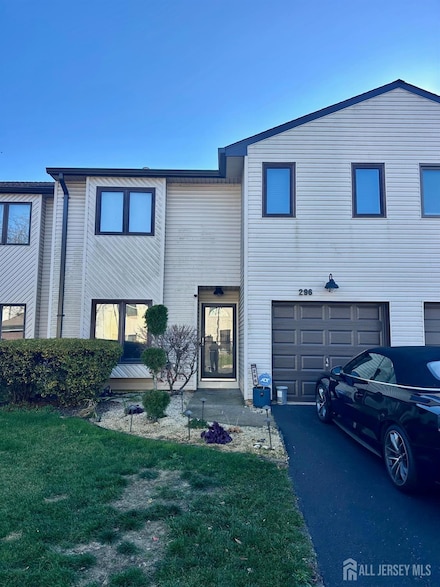 296 Plum Dr, Marlboro, NJ 07746