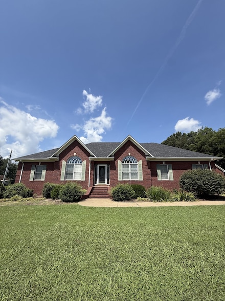 1303 5th Ave, Lawrenceburg, TN 38464