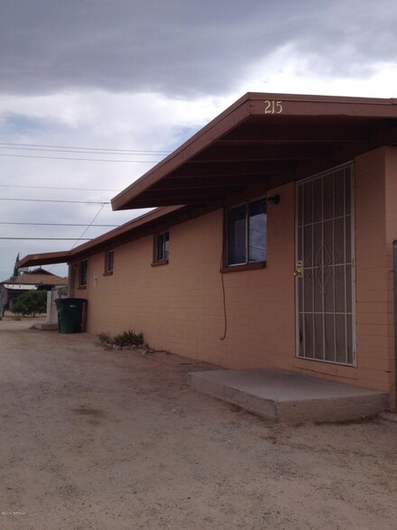 211 W 27th St, Tucson, AZ 85713