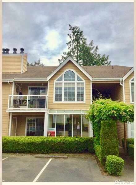 16419 Spruce Way Unit B3, Lynnwood, WA 98037
