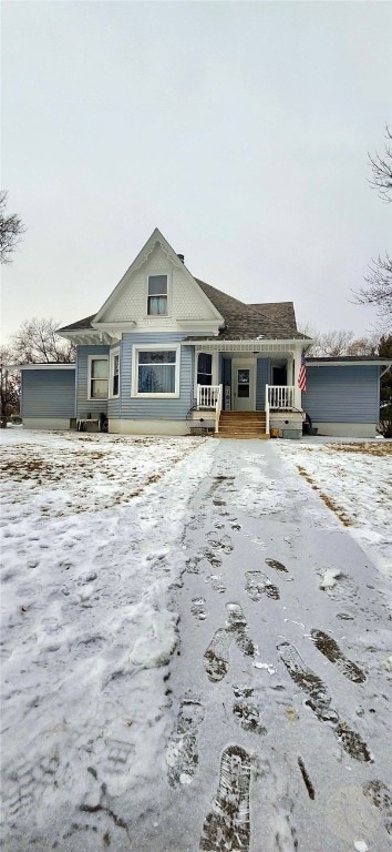 413 Courtenay Ave S, Terry, MT 59349