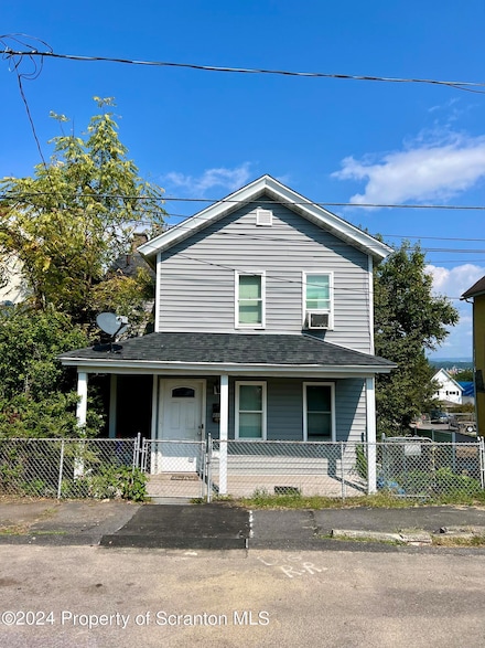 810 Eynon St, Scranton, PA 18504