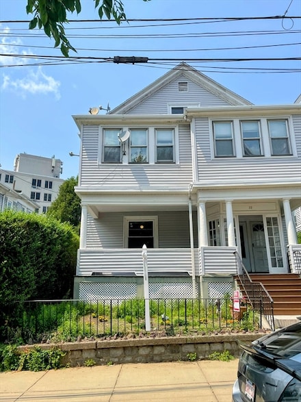 22 Gardner St Unit 1, Chelsea, MA 02150