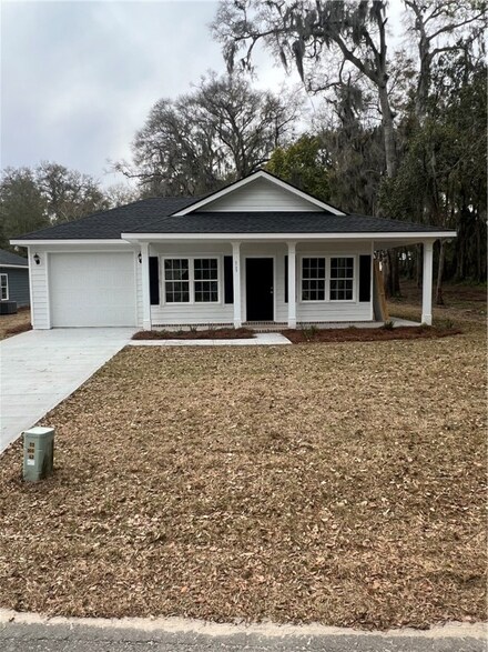 1127 Old River Rd, Darien, GA 31305