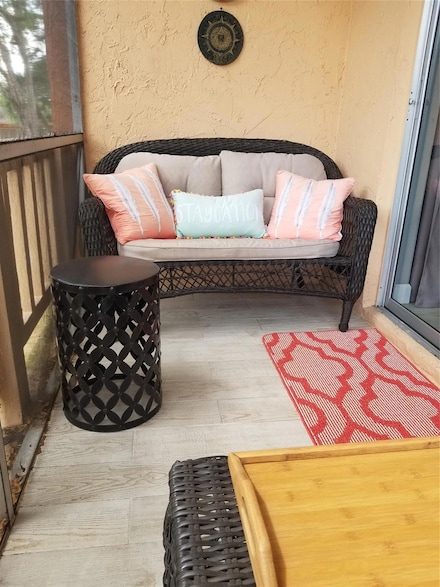 8390 Lagos de Campo Blvd Unit 203, Tamarac, FL 33321