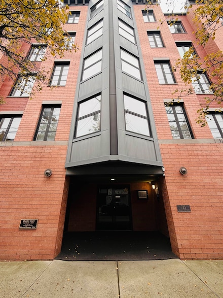 725 Jefferson St Unit 17, Hoboken, NJ 07030