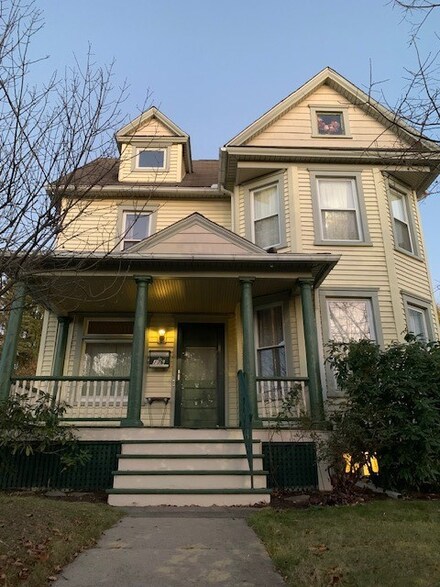 176 W End Ave, Binghamton, NY 13905