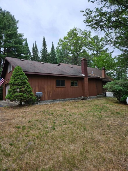 1996 High Rd, Roscommon, MI 48653
