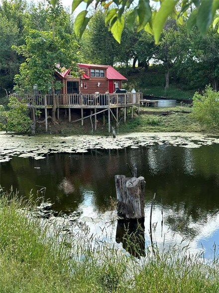 10909 N Chiles Rd, Calumet, OK 73014