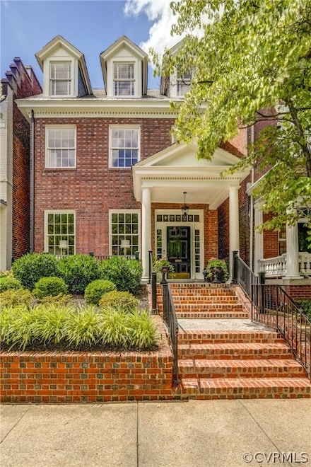 2225 Monument Ave, Richmond, VA 23220