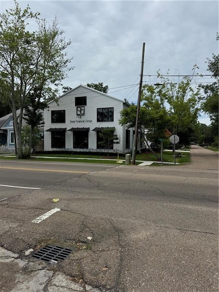 127 W 21st Ave, Covington, LA 70433