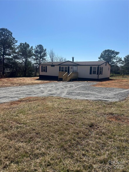 8183 Hallman Mill Rd, Vale, NC 28168