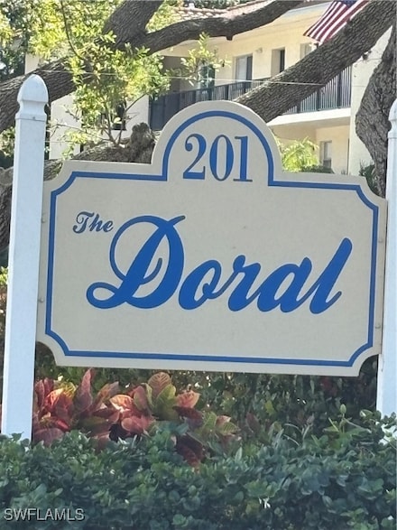 201 Quail Forest Blvd Unit 110, Naples, FL 34105