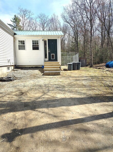 31 Gifford Dr, Northfield, NH 03276