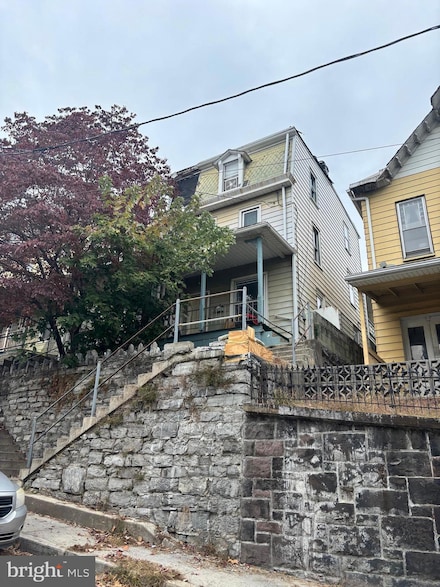 47 S 3rd St, Steelton, PA 17113