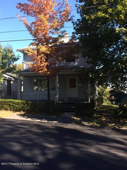 2744 Frink St, Scranton, PA 18504