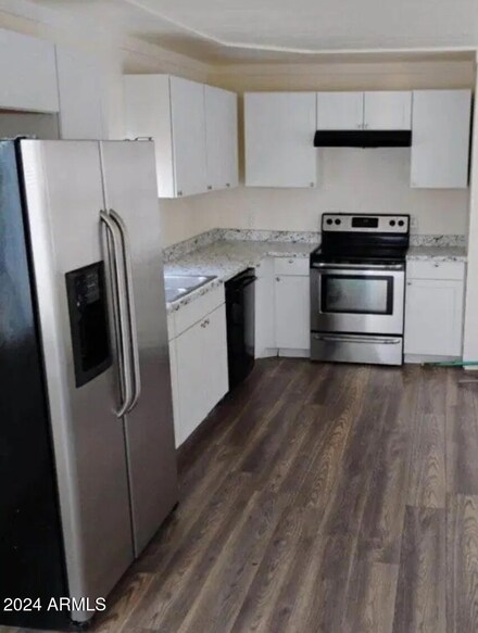 15455 S Cholla Cir, Mayer, AZ 86333