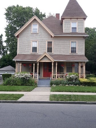 69 Clarendon St, Springfield, MA 01109