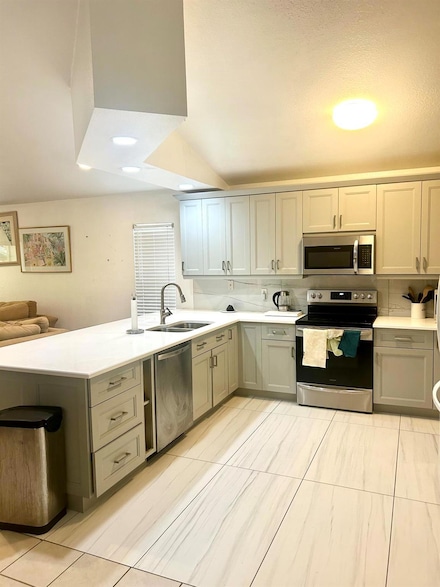 321 Broward Ave, Greenacres, FL 33463