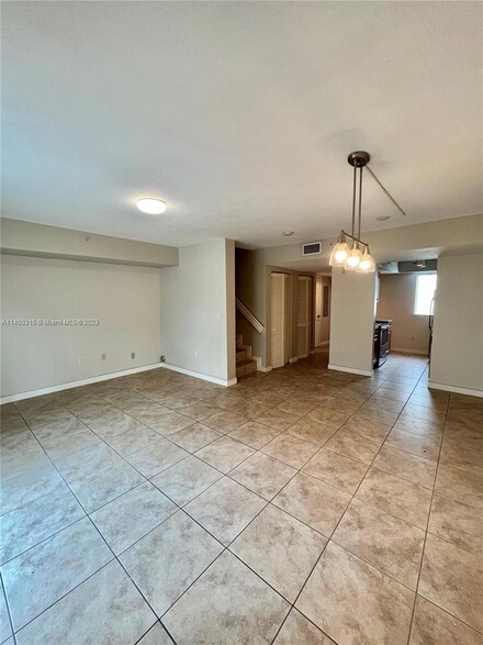 630 85th St Unit 202, Miami Beach, FL 33141