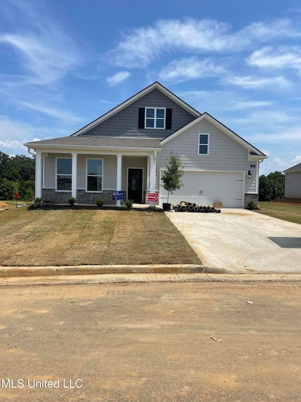 8288 Gum Pond Dr, Olive Branch, MS 38654