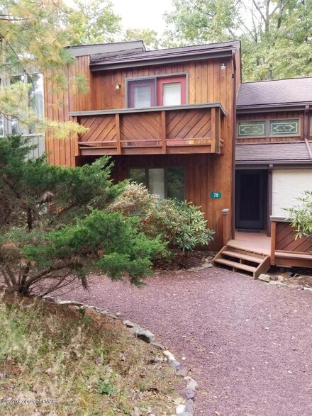 78 Doe Run, Lake Harmony, PA 18624