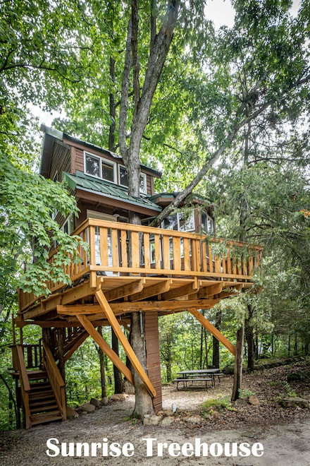 1185 State Highway H, Hermann, MO 64051