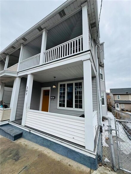 307 E Bertsch St, Lansford, PA 18232